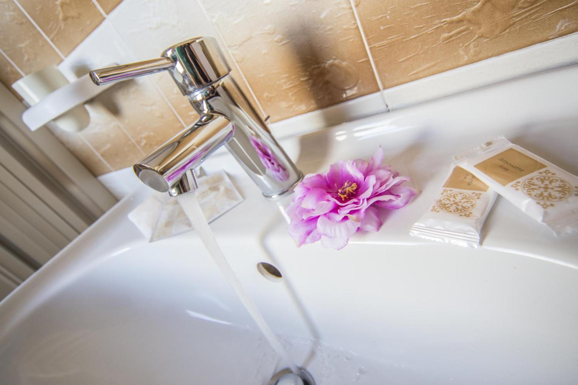Hotel Touring Мизано-Адриатико Номер фото